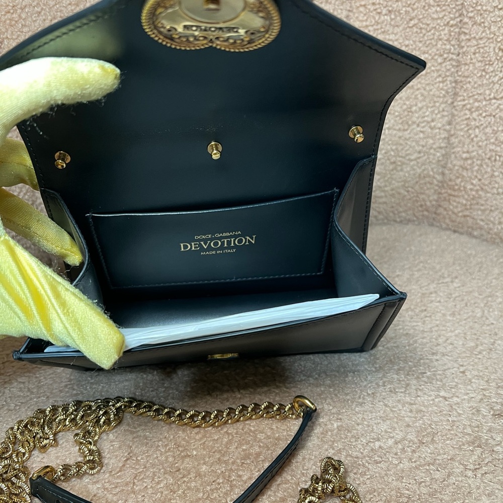 Dolce & Gabbana Small smooth calfskin Devotion bag NWT - Picture 11 of 17